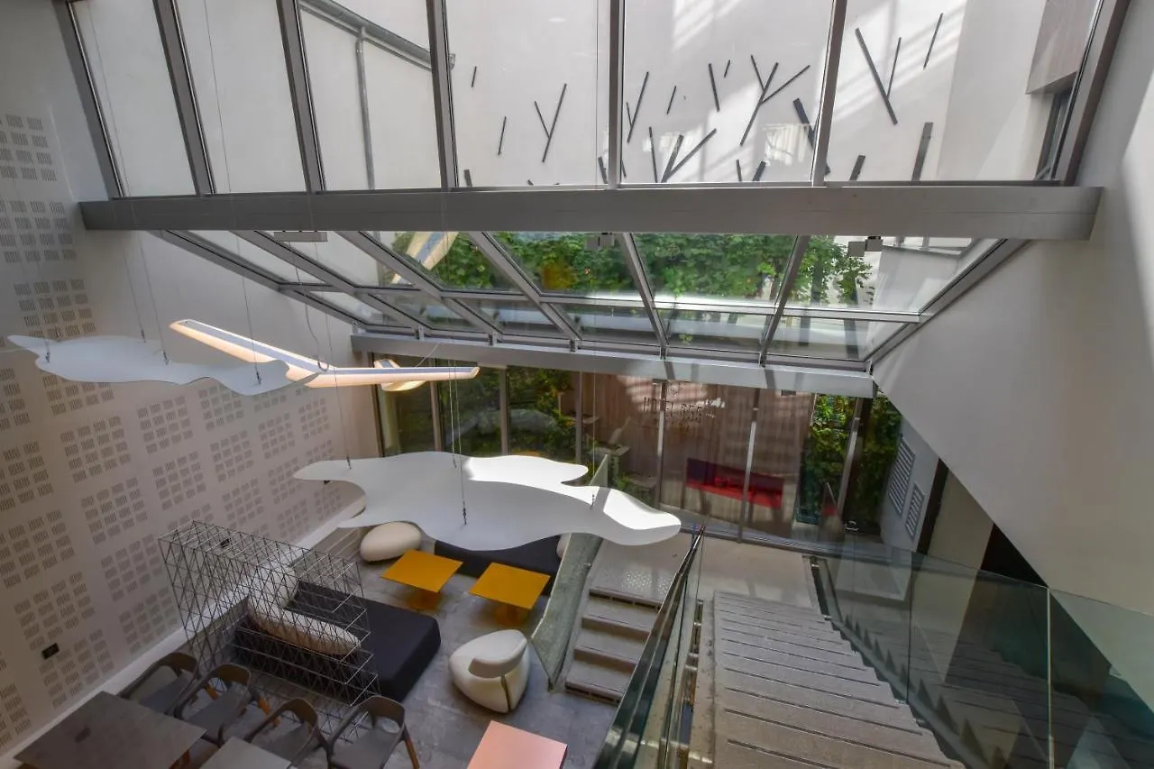 Hotel B55 Paris