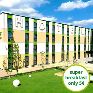 https://green-deer-bavarian-hotel.com-bavaria.com