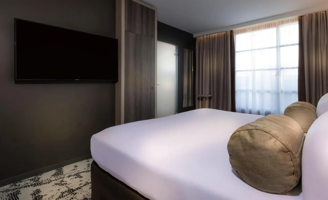 Hotel B55 Paris