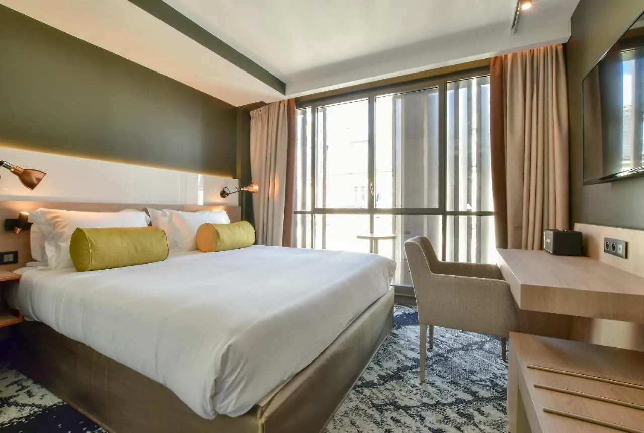 Hotel B55 Paris