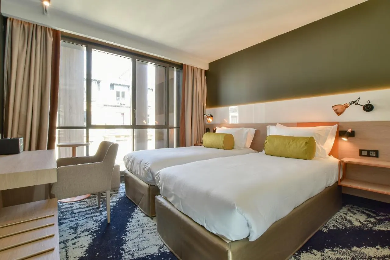 Hotel B55 Paris