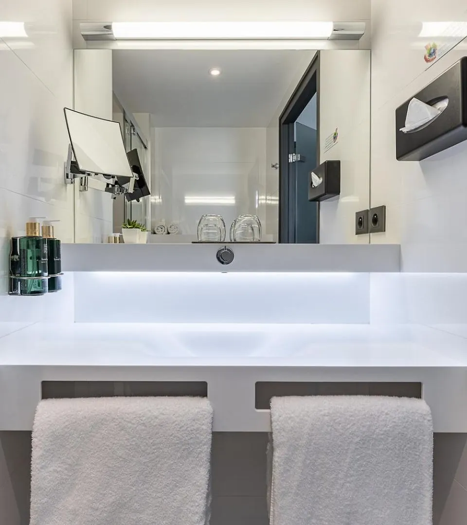 Hotel B55 Paris
