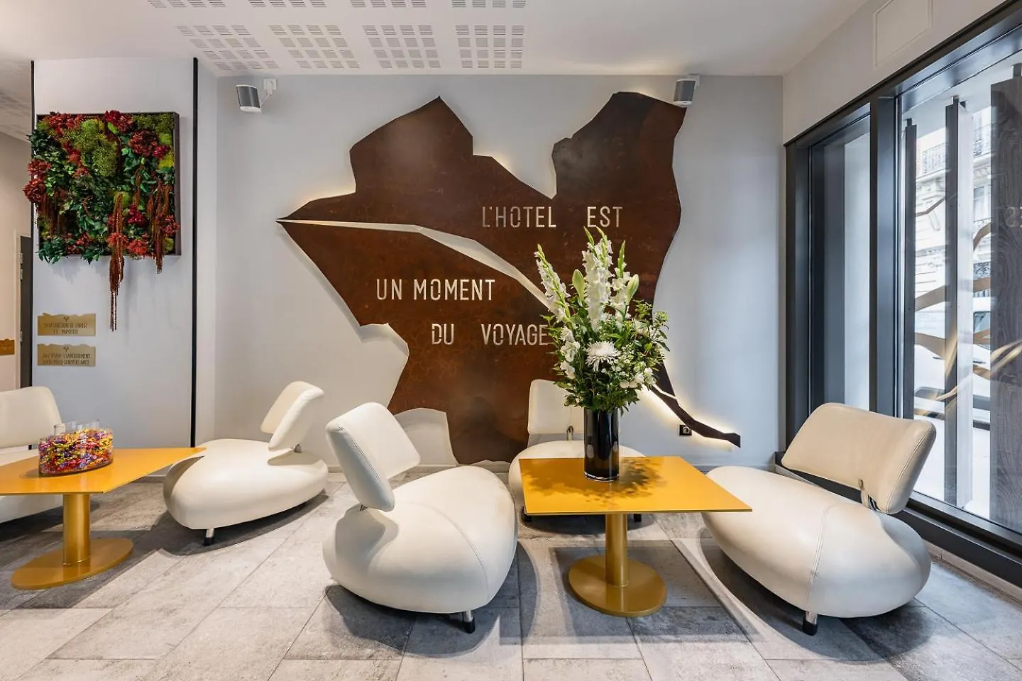 Hotel B55 Paris